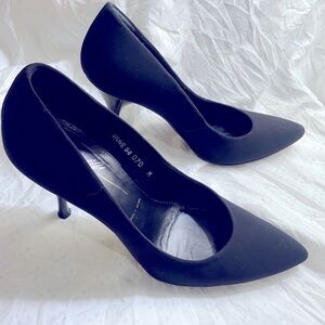 Donald Pliner Couture black Peep Toe Pumps Size 7